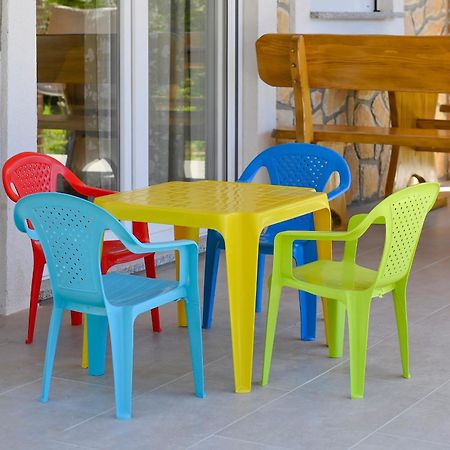 Vacation House Ulika Gabonjin Ngoại thất bức ảnh