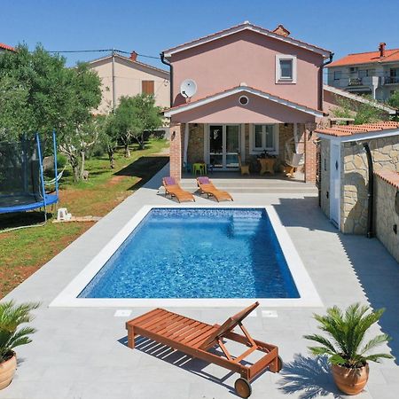 Vacation House Ulika Gabonjin Ngoại thất bức ảnh