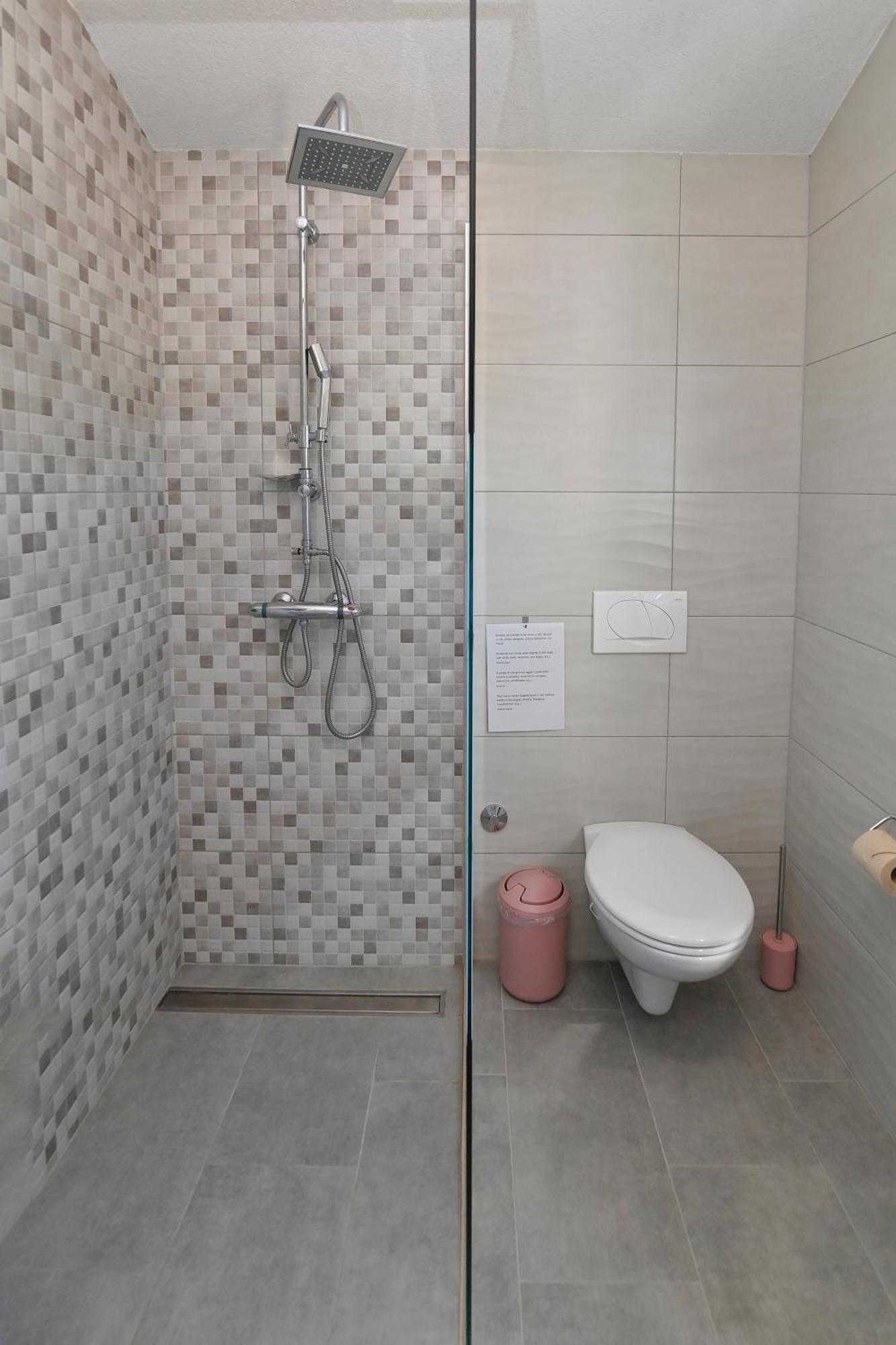 Vacation House Ulika Gabonjin Ngoại thất bức ảnh