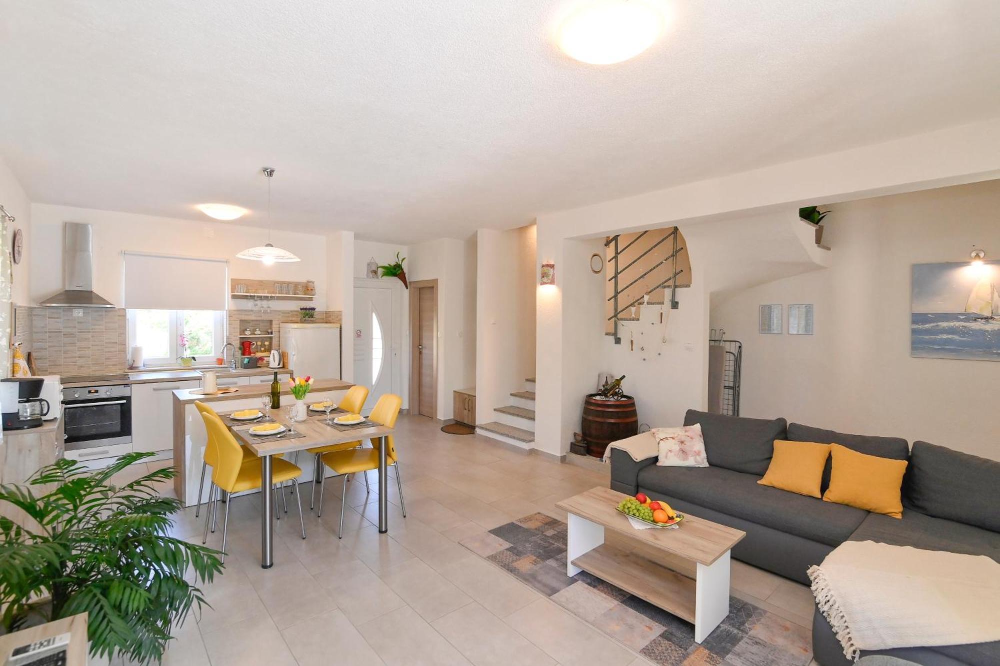 Vacation House Ulika Gabonjin Ngoại thất bức ảnh
