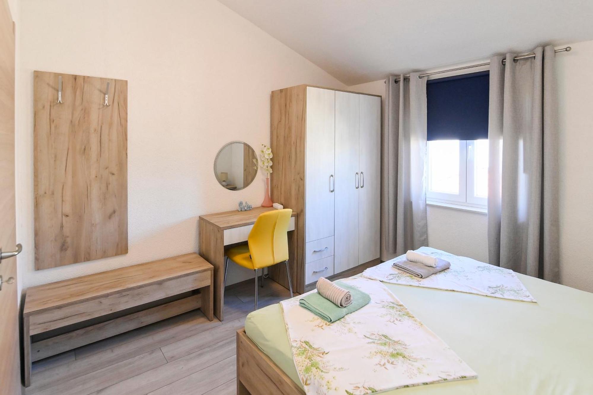 Vacation House Ulika Gabonjin Ngoại thất bức ảnh