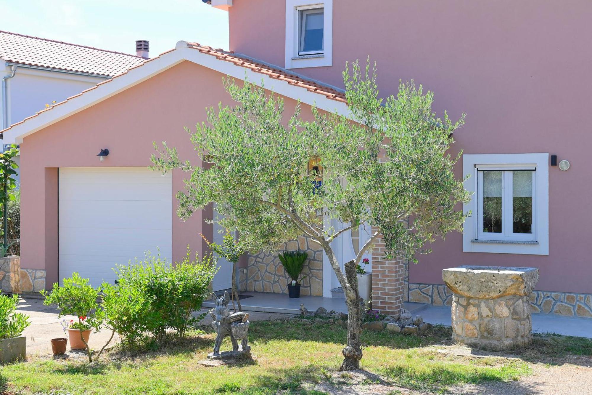 Vacation House Ulika Gabonjin Ngoại thất bức ảnh