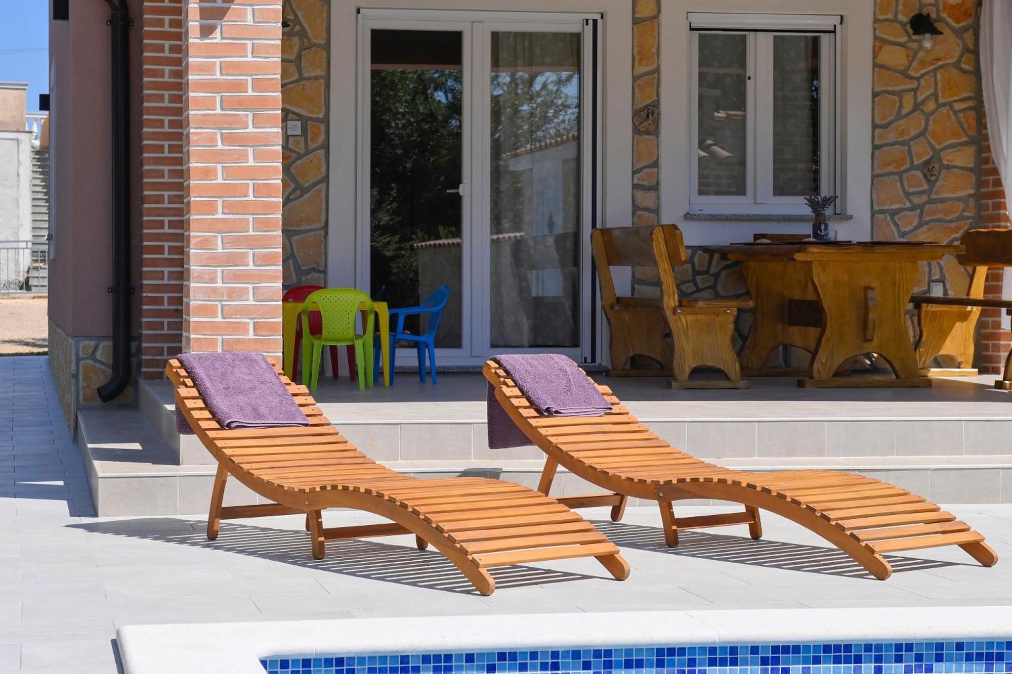 Vacation House Ulika Gabonjin Ngoại thất bức ảnh