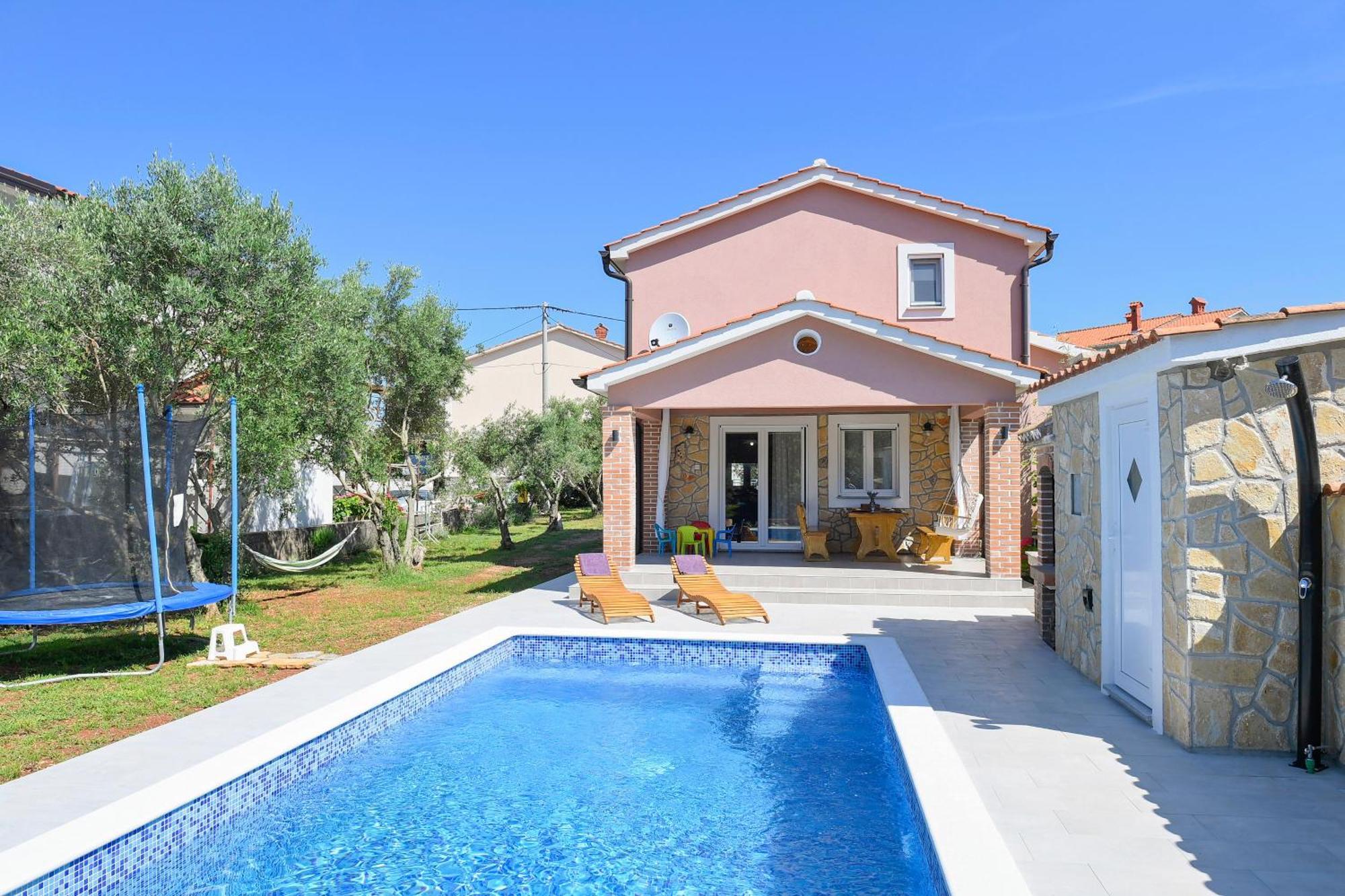 Vacation House Ulika Gabonjin Ngoại thất bức ảnh