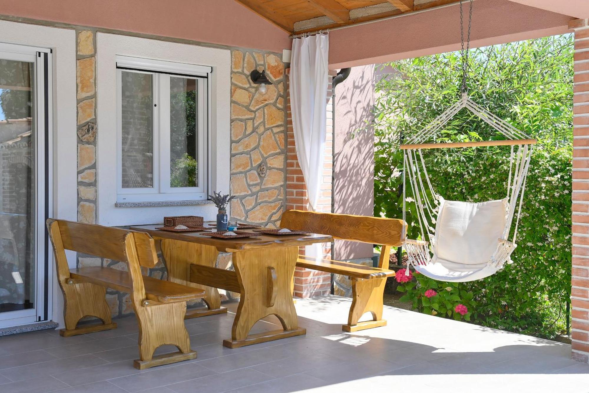 Vacation House Ulika Gabonjin Ngoại thất bức ảnh