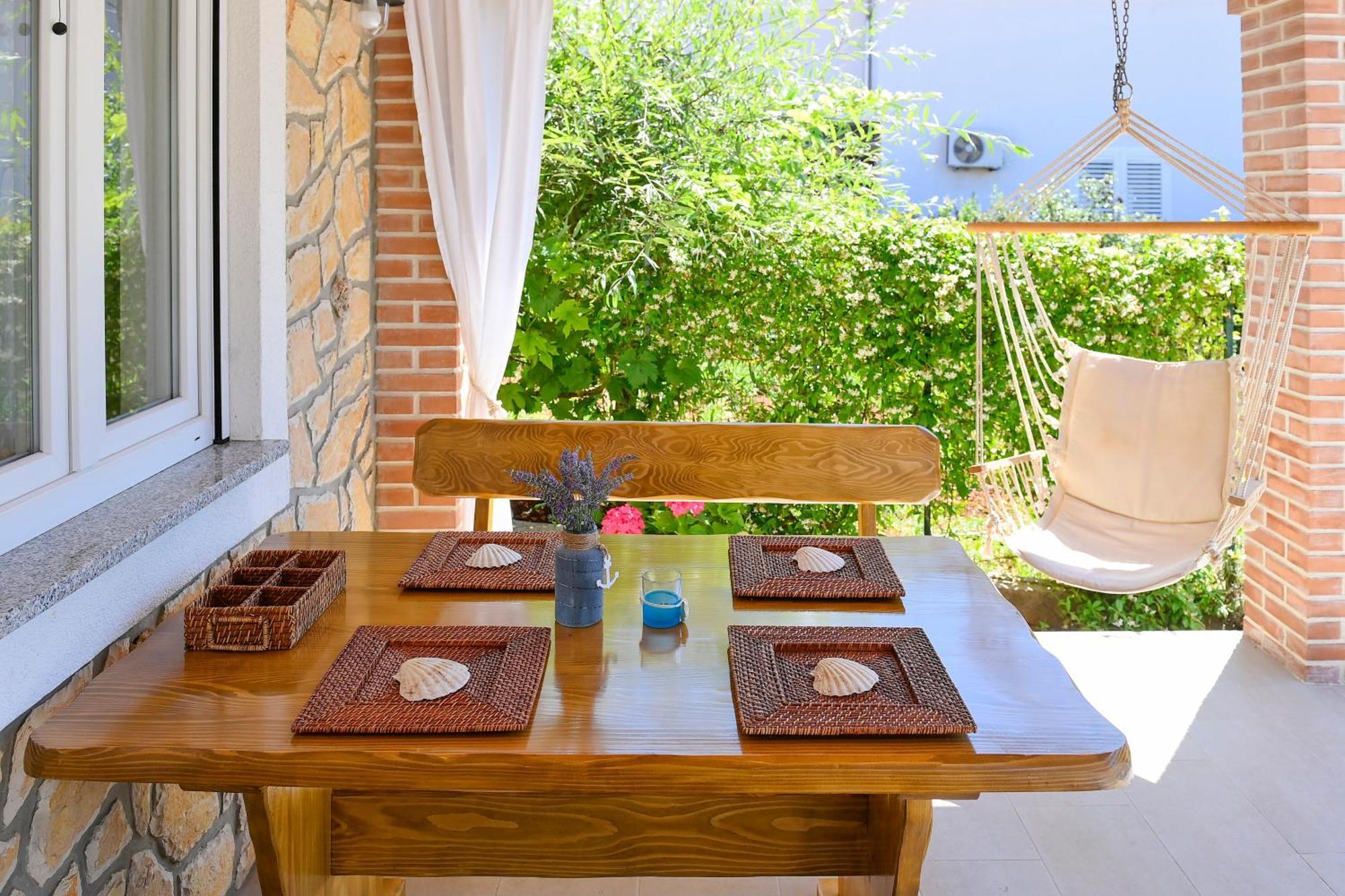 Vacation House Ulika Gabonjin Ngoại thất bức ảnh